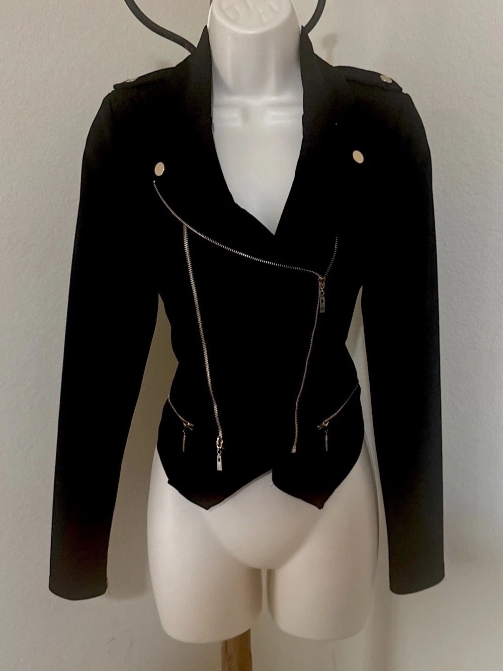 Windsor Black Zip Biker Jacket Women’s Size M Long Sleeve Slim Fit Short